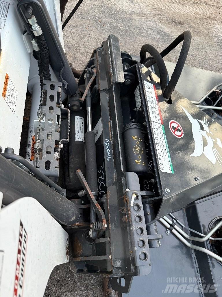 Bobcat T 770 Мини товарачи
