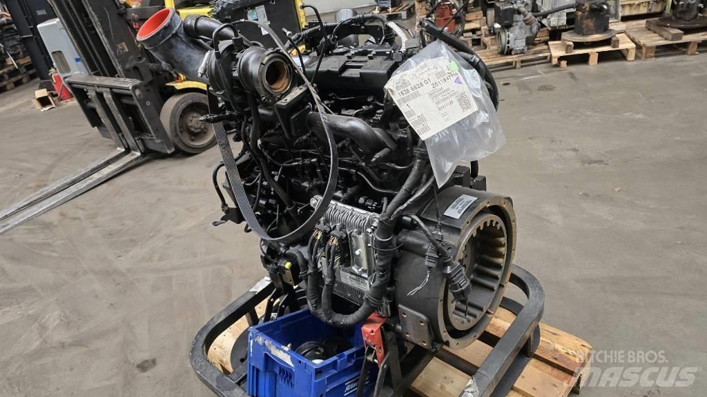 John Deere CD4045 Двигатели