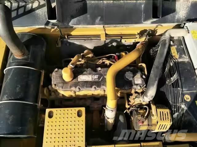 CAT 324 Верижен екскаватор