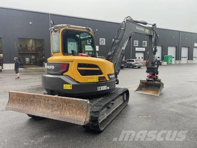 Volvo ECR 88 D Средни екскаватори 7т - 12т