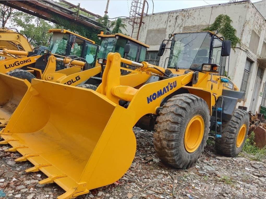 Komatsu WA 320-5 Колесни товарачи