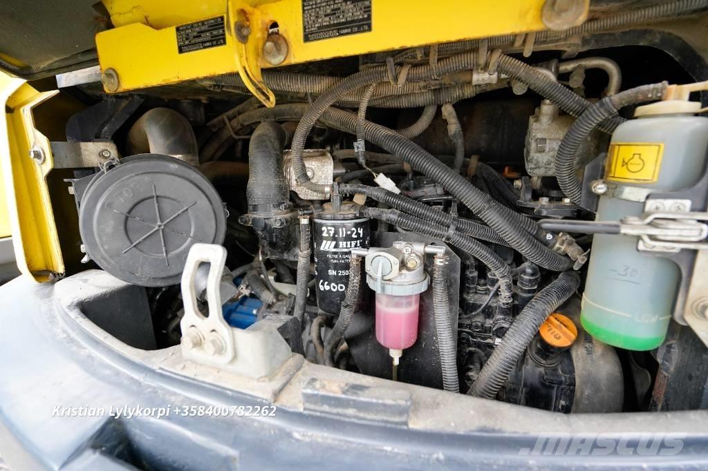 Yanmar SV 100-1 Средни екскаватори 7т - 12т