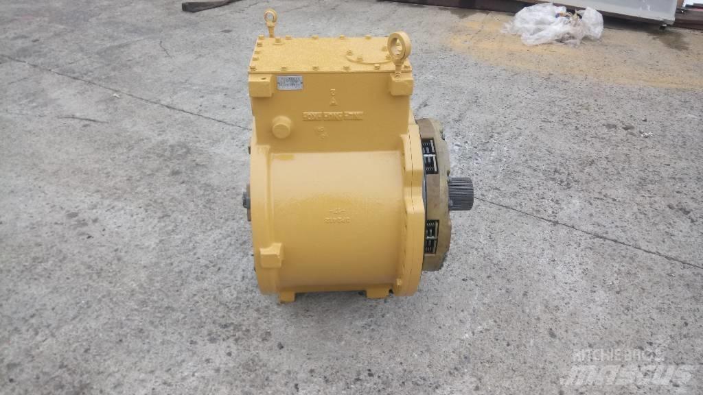 CAT 988 Предаване