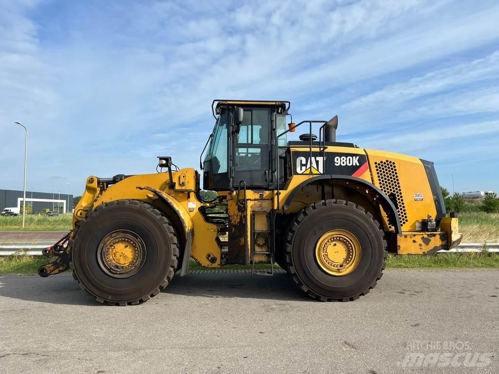 CAT 980K Колесни товарачи