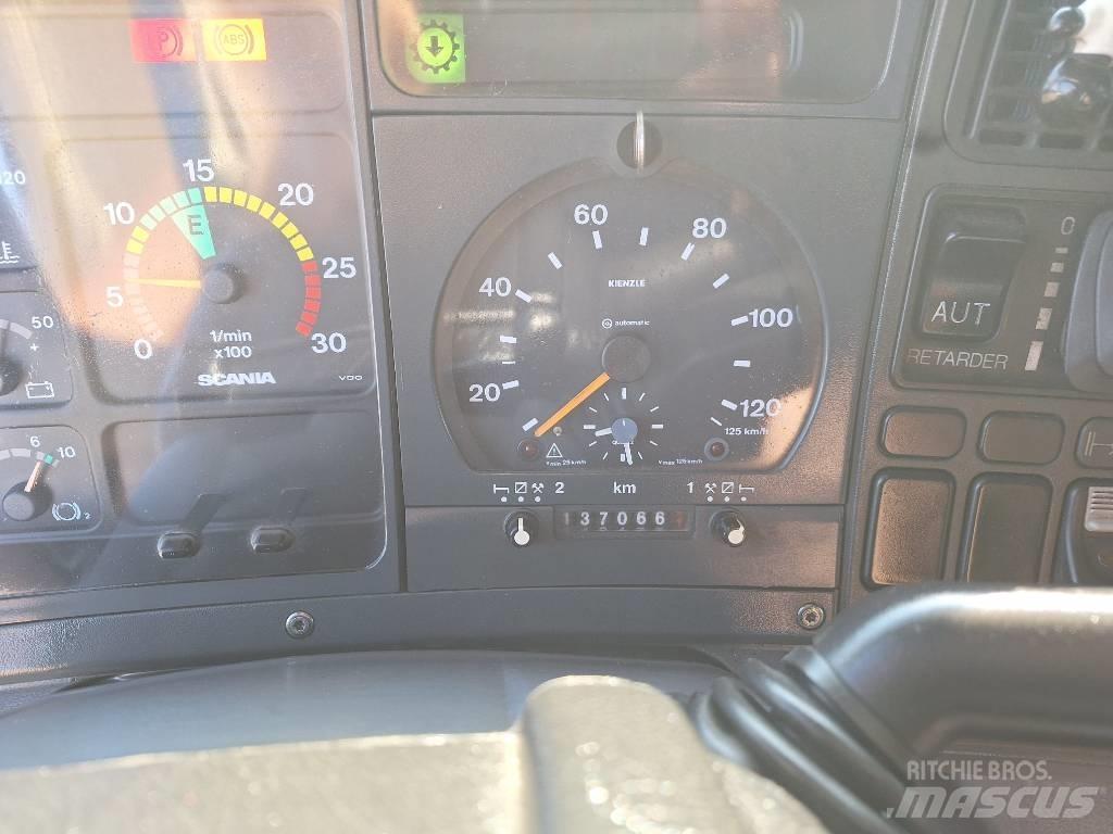 Scania P124LA4X2NA Влекачи