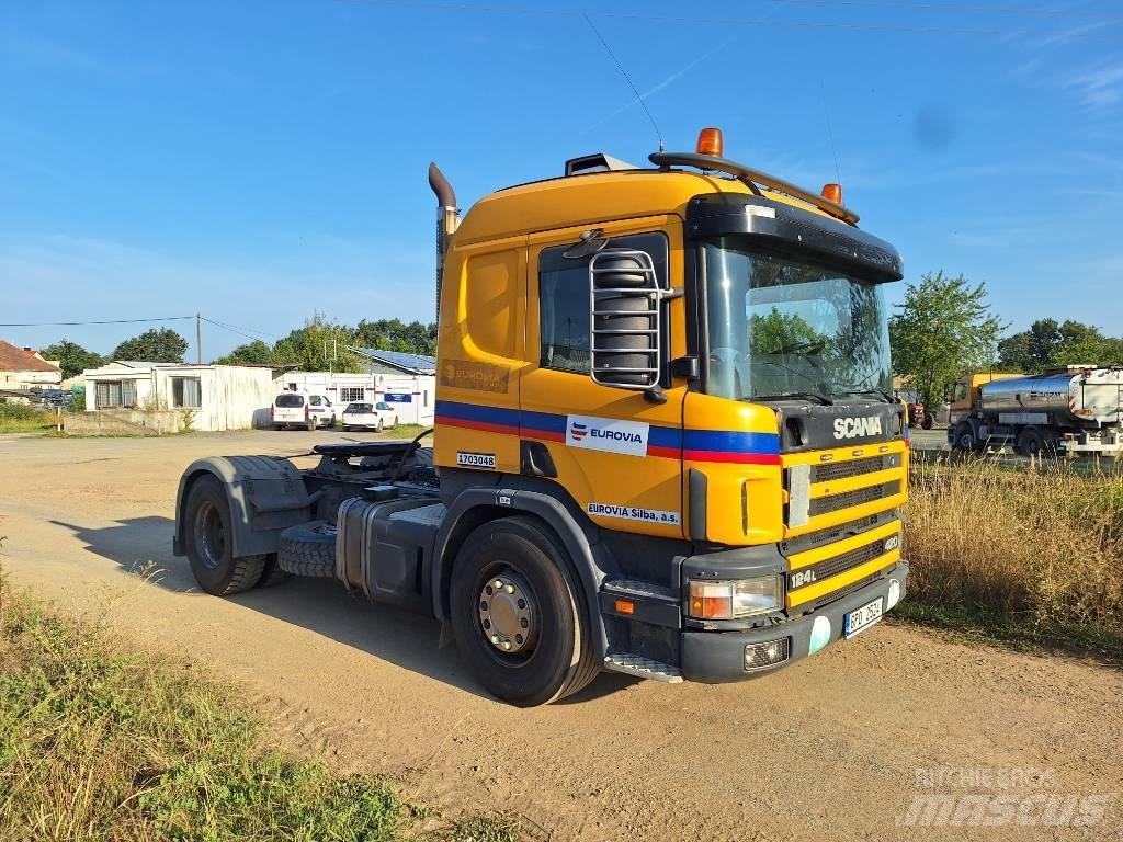 Scania P124LA4X2NA Влекачи