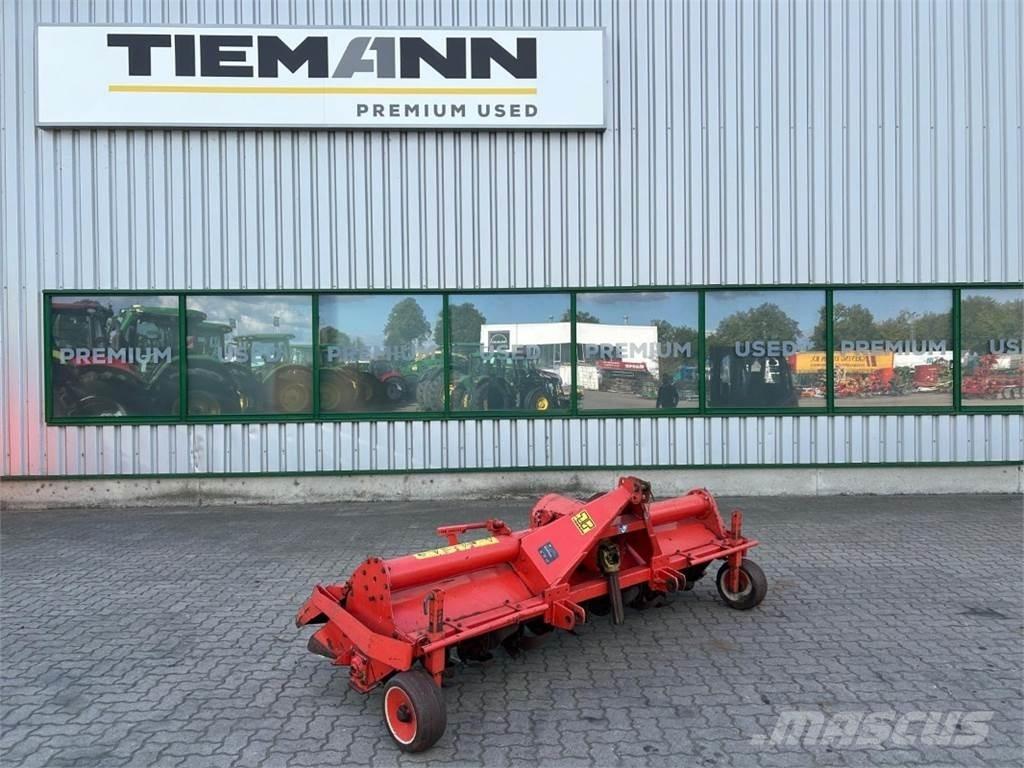 Kuhn EL 100N-255 Работа по подготовка на почвата