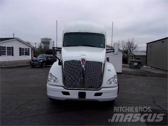 Kenworth T680 Влекачи