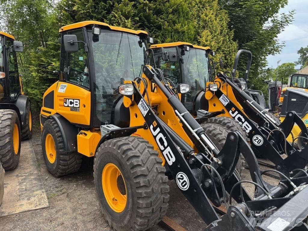 JCB 407 Колесни товарачи