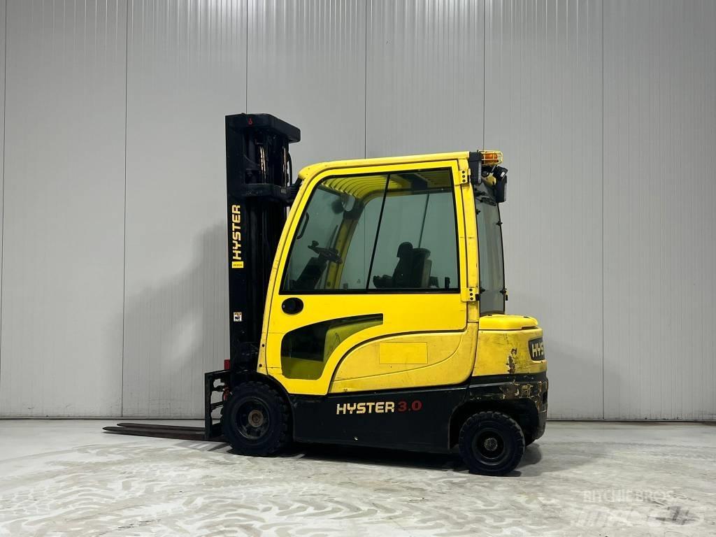 Hyster J3.0XN Електрически вилични кари-повдигачи