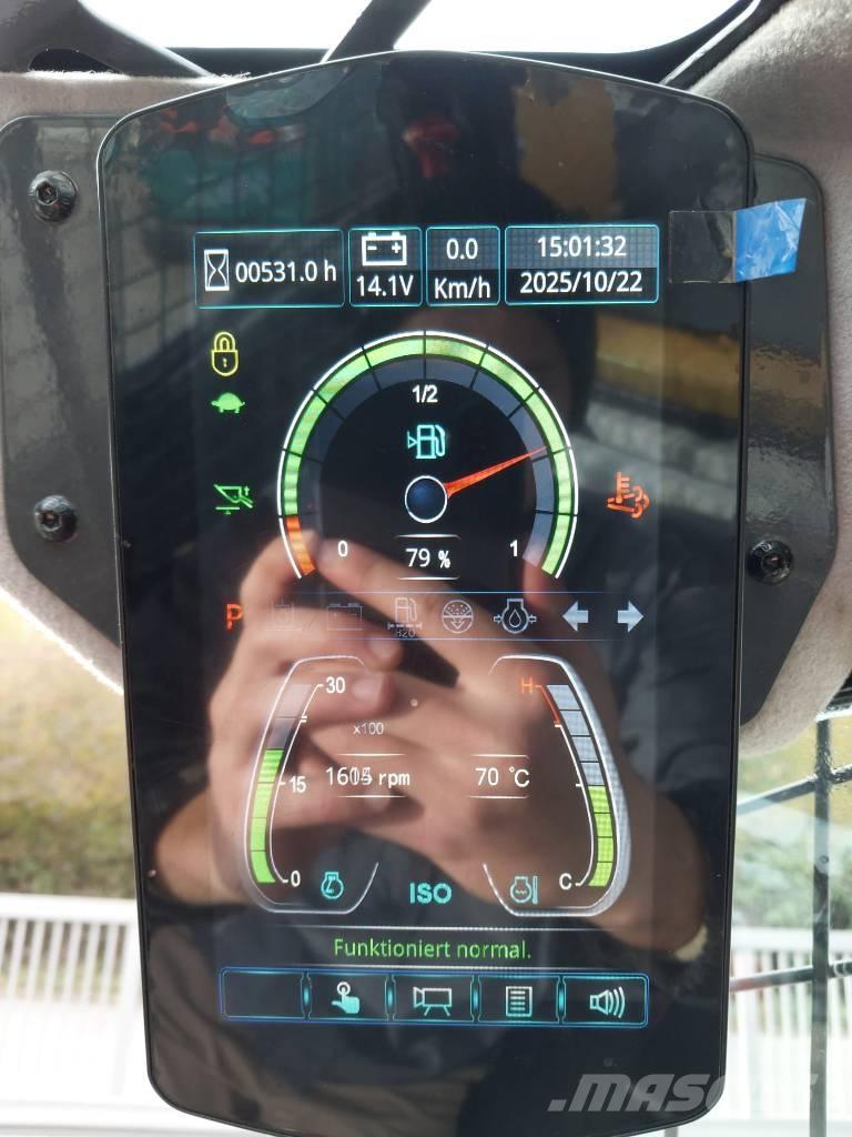 XCMG XC7-TV12 Верижен товарач