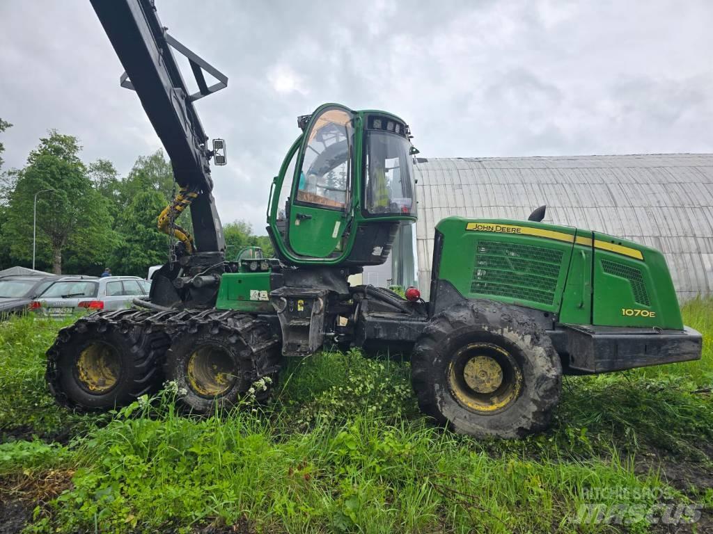 John Deere 1070 E Харвестери
