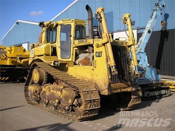 CAT D8N Верижни булдозери
