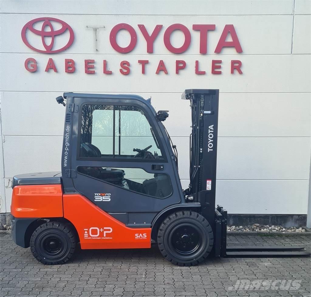 Toyota 52-8FDJF35 Дизелови камиони