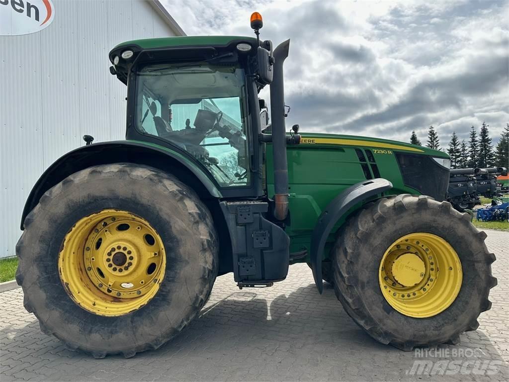 John Deere 7230R Трактори