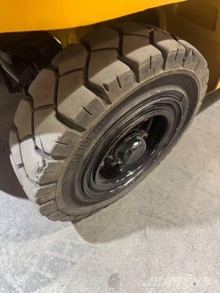 CAT FG 50 CN Вилични кари-повдигачи - други