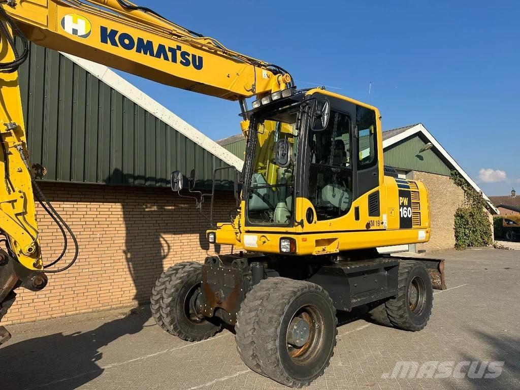 Komatsu PW160-8 Колесни екскаватори