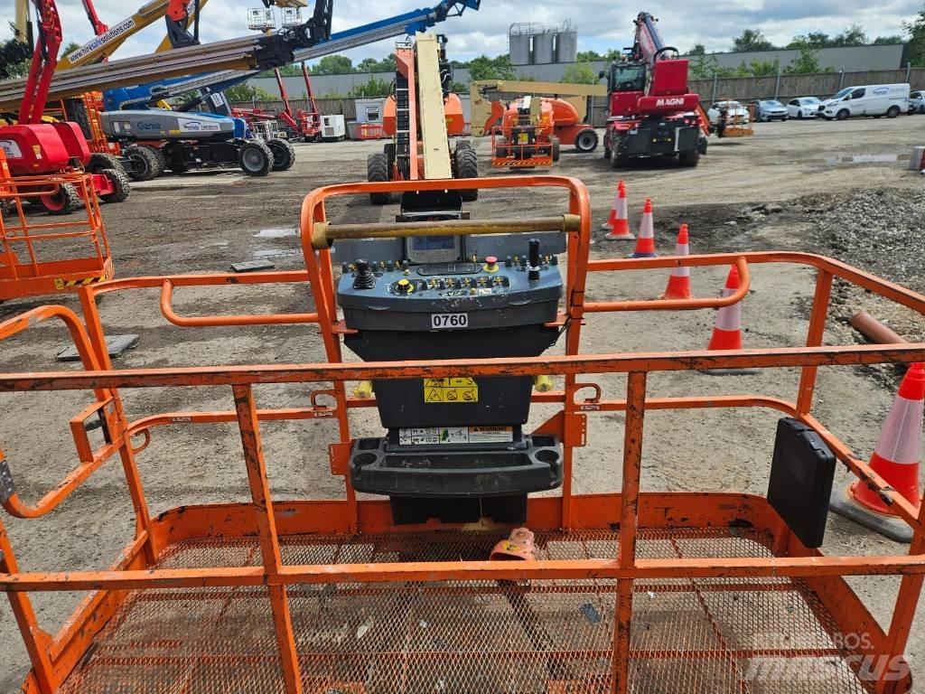 JLG 1500 SJ Телескопични повдигачи
