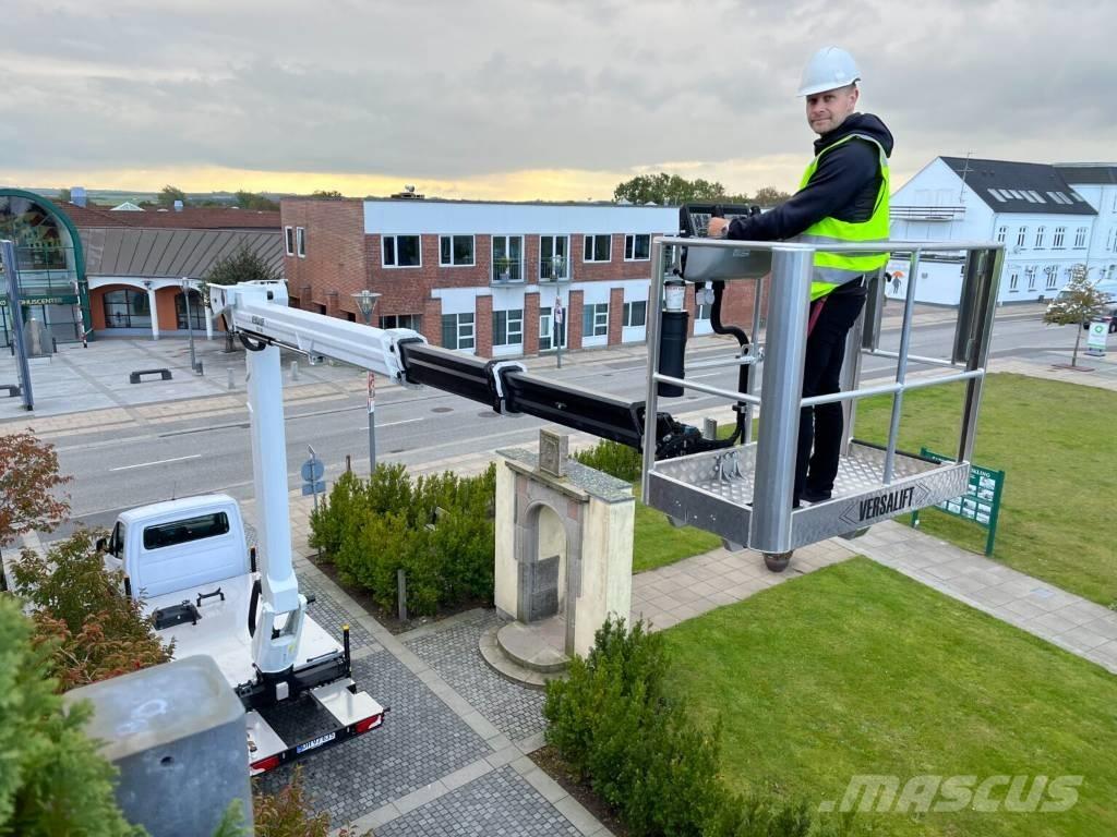 VERSALIFT VTX-240 G3 Моторизирани платформи с талига
