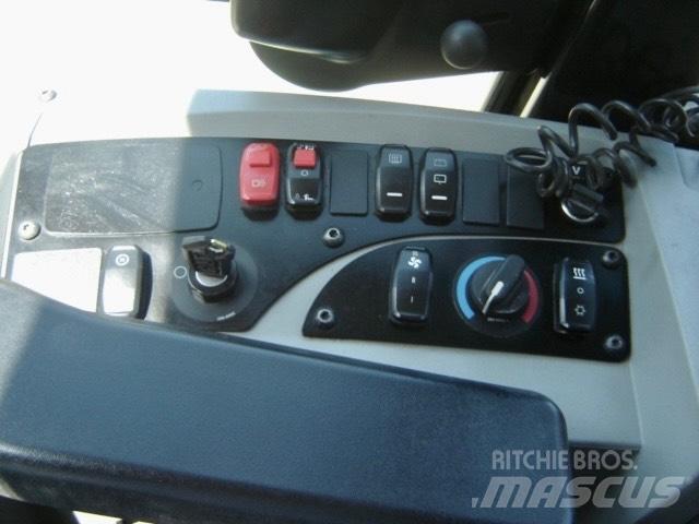 CAT 906 M Колесни товарачи