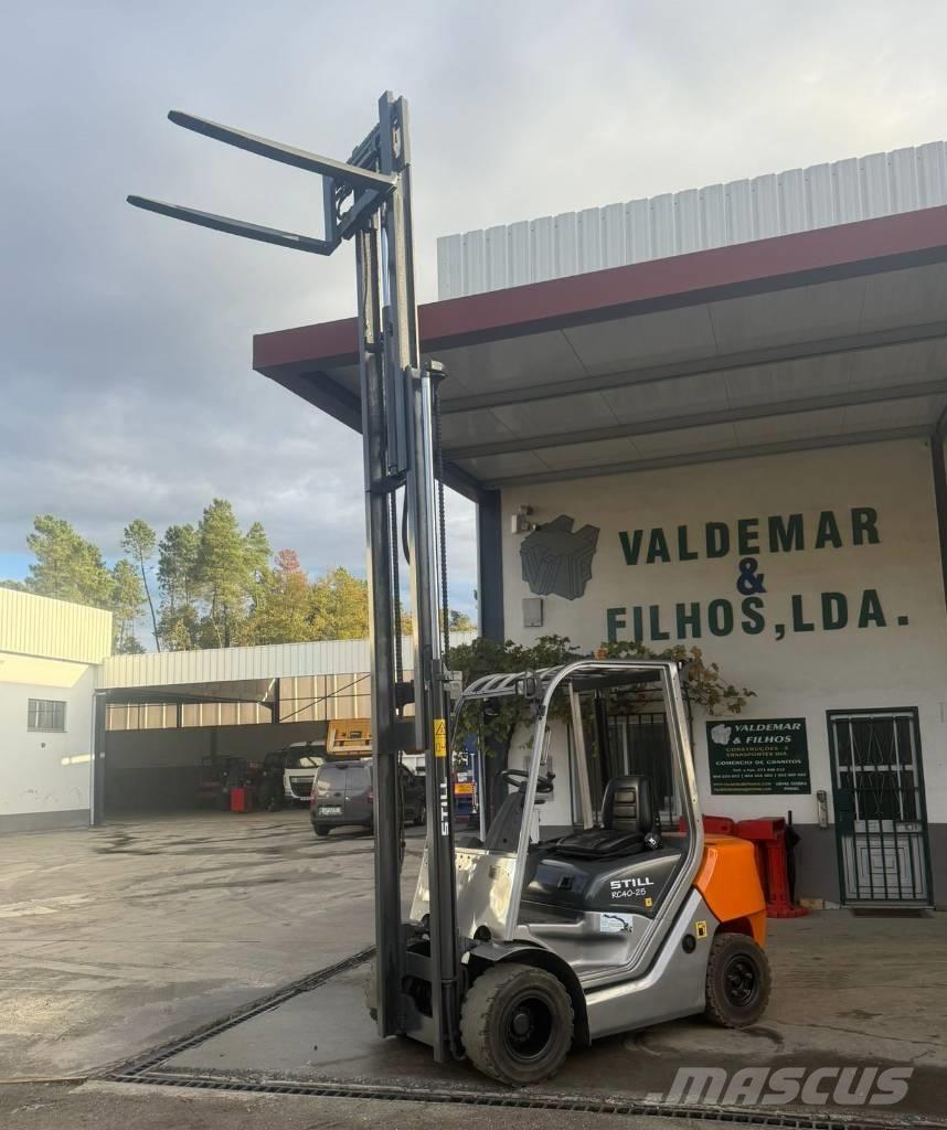 Still RC 40-25 Дизелови камиони