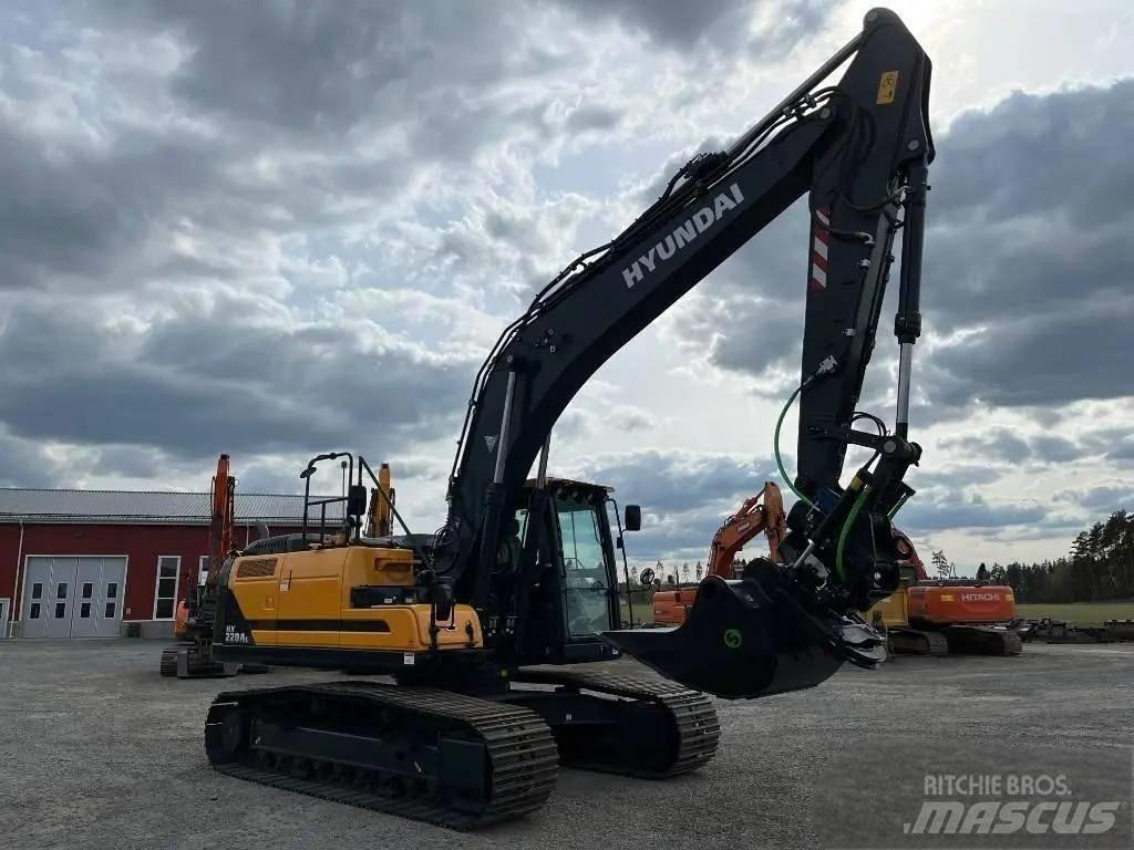 Hyundai HX 220 Верижен екскаватор