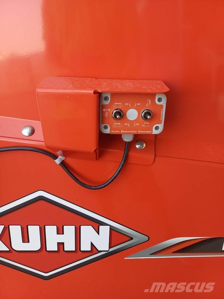 Kuhn Primor 2060 M Резачки за бали, резачки и машини за отмотаване на бали