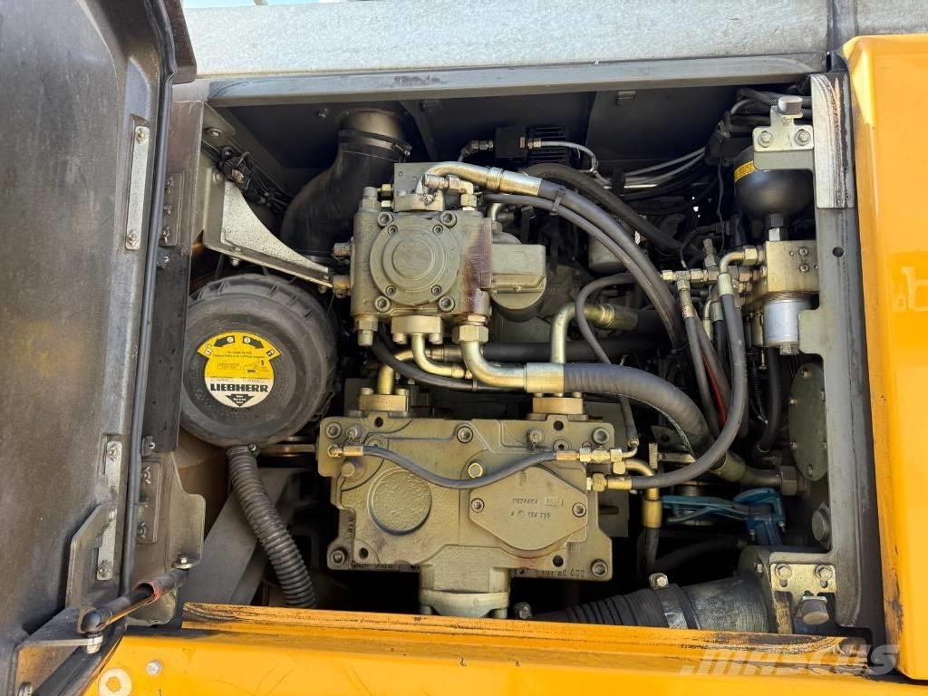 Liebherr LH 30 M Оператори на отпадъци/индустрия
