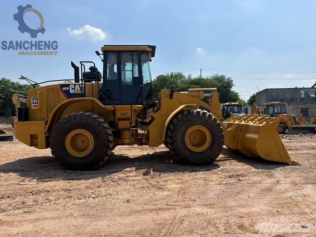 CAT 980H Колесни товарачи