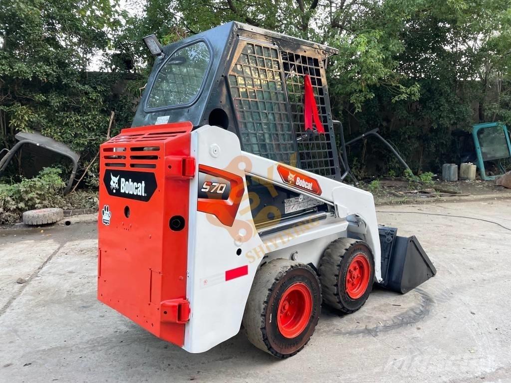 Bobcat S70 Мини товарачи
