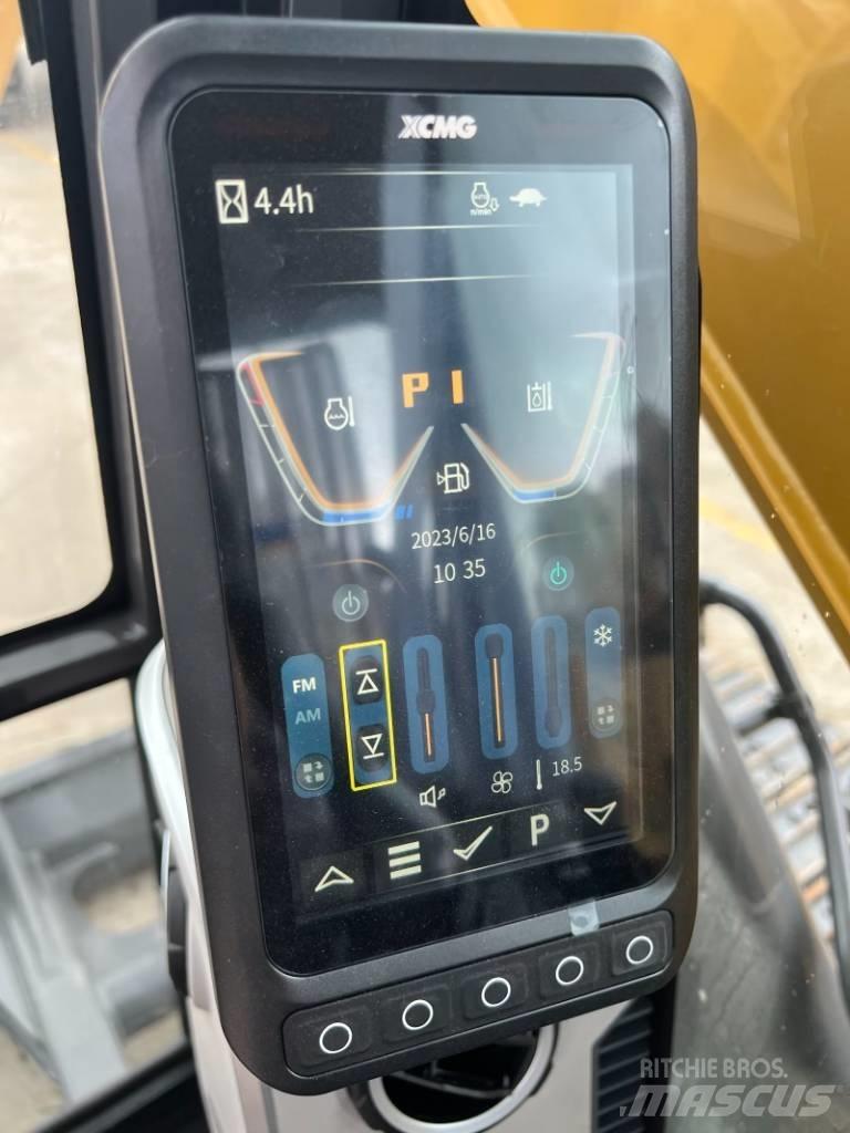 XCMG XE 75 Верижен екскаватор