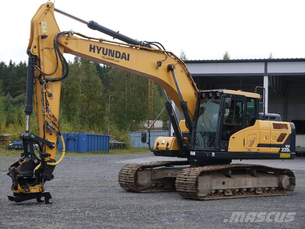 Hyundai HX 220 L Верижен екскаватор