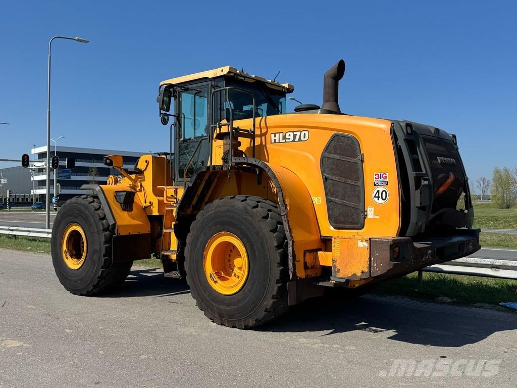Hyundai HL970 Колесни товарачи