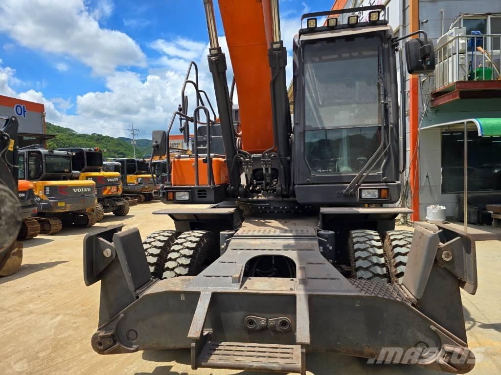 Doosan DX220W-7 Колесни екскаватори