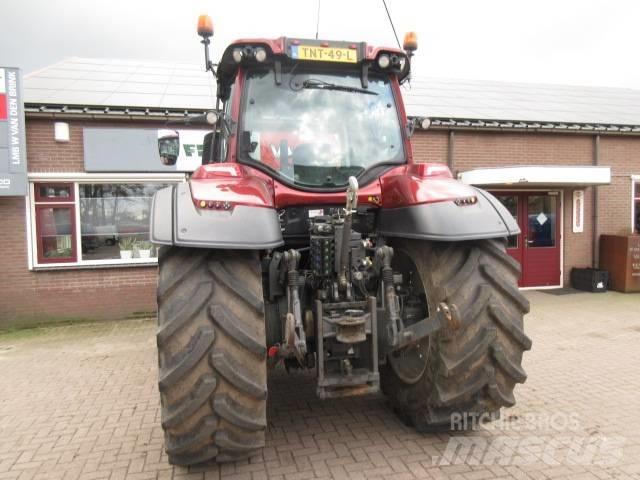 Valtra T174 VERSU Трактори
