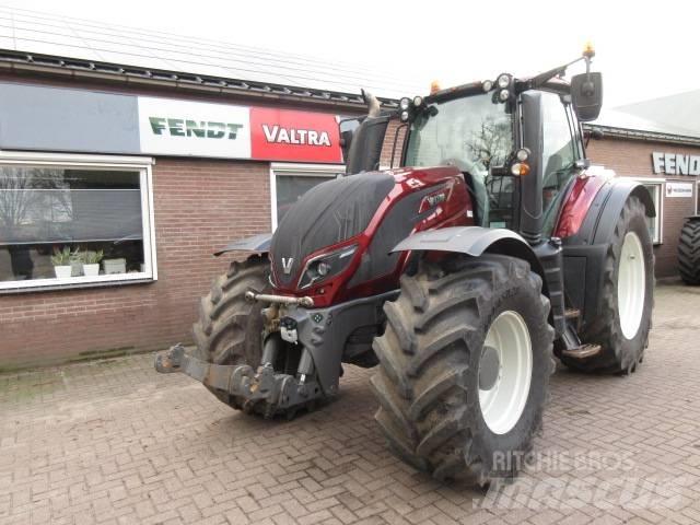 Valtra T174 VERSU Трактори