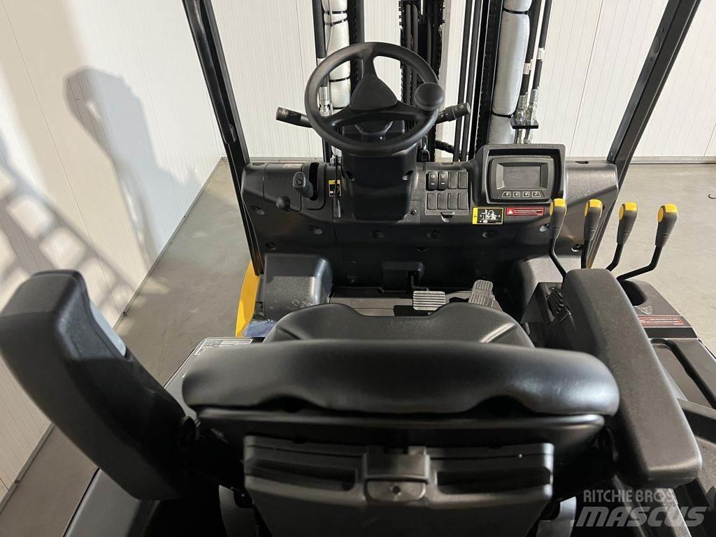 Hyundai 25BE-X Електрически вилични кари-повдигачи