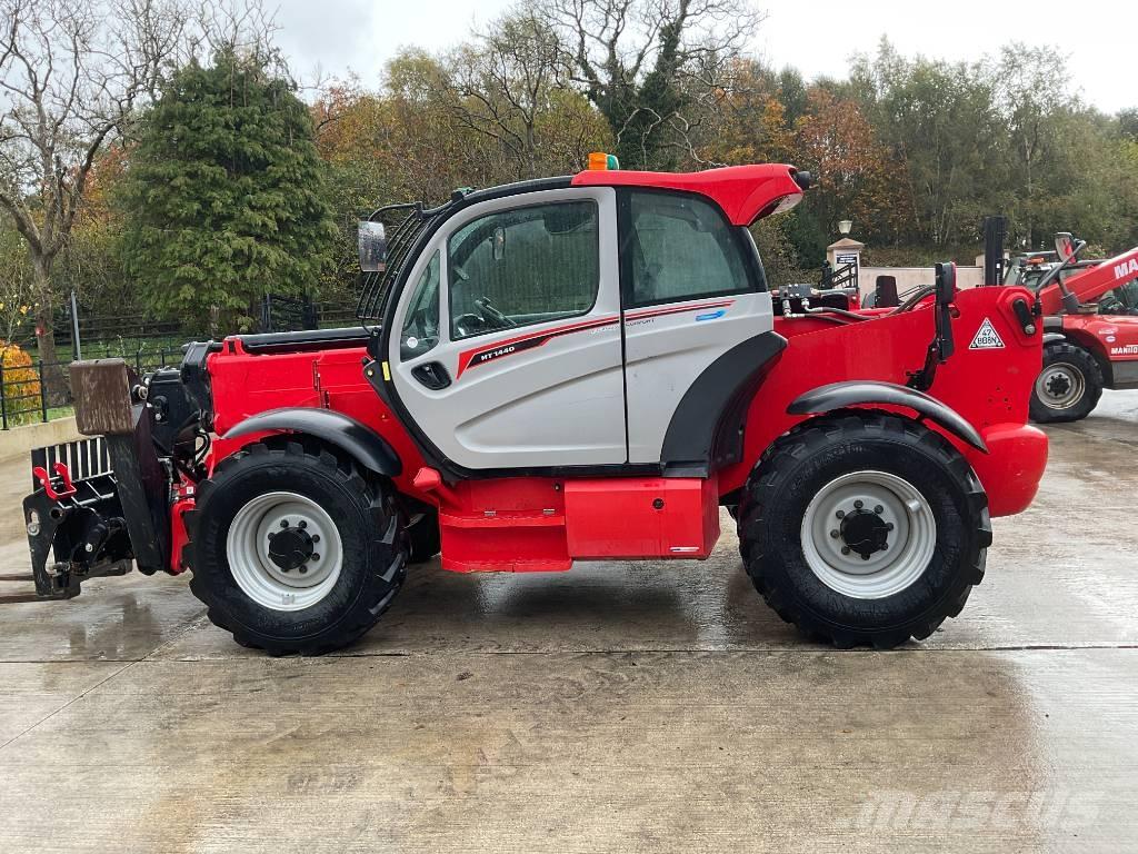 Manitou MT1440 Easy Телескопични товарачи