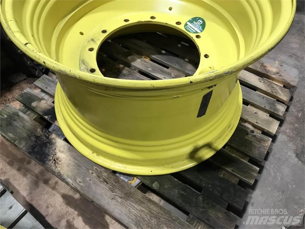 John Deere 20x34 Колелета/Гуми