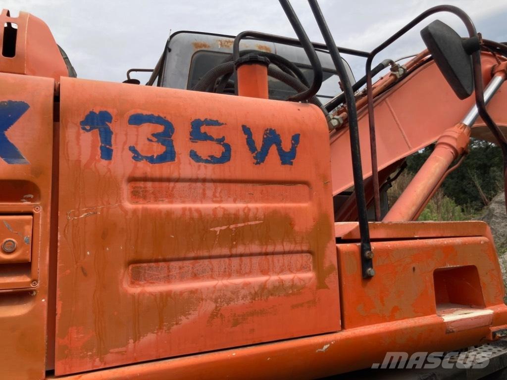 Hitachi EX 135 W Колесни екскаватори