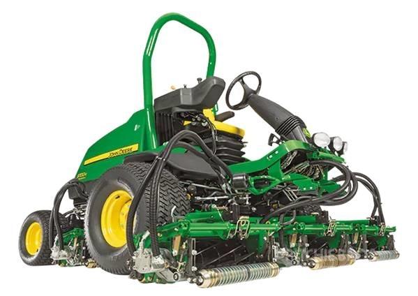 John Deere 8700 Косачки за Fairway