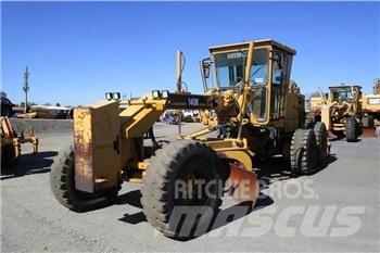 CAT 140K Грейдери
