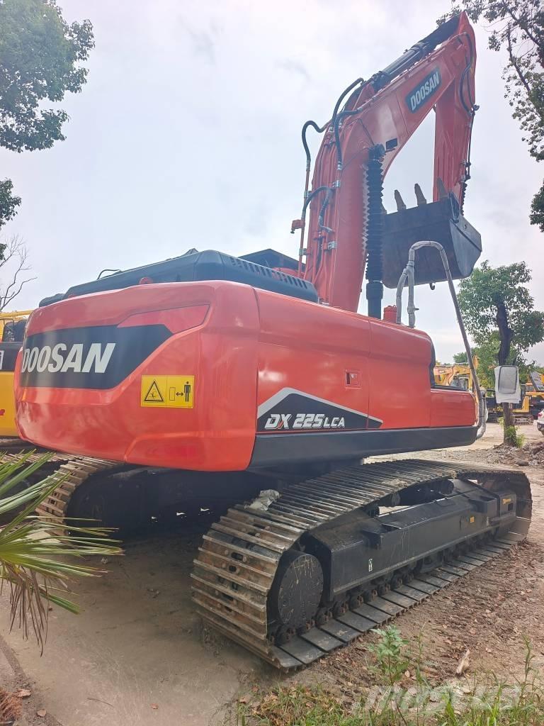 Doosan DX 225LC-9C Верижен екскаватор