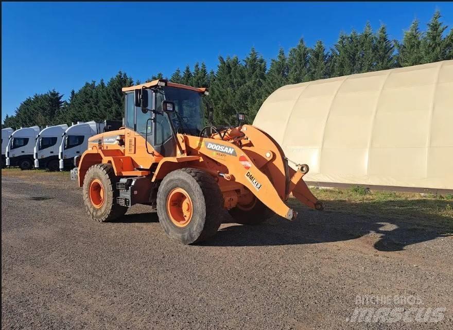 Doosan DL 250-5 Челни товарачи и багери