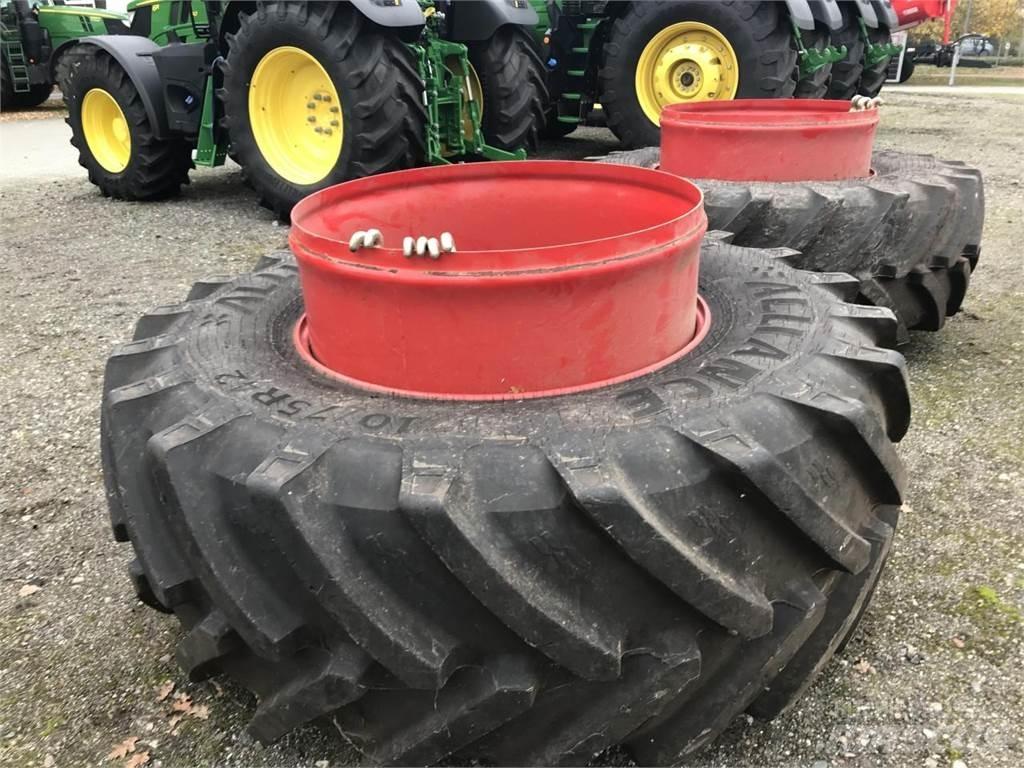 Alliance 710/75R42 Колелета/Гуми