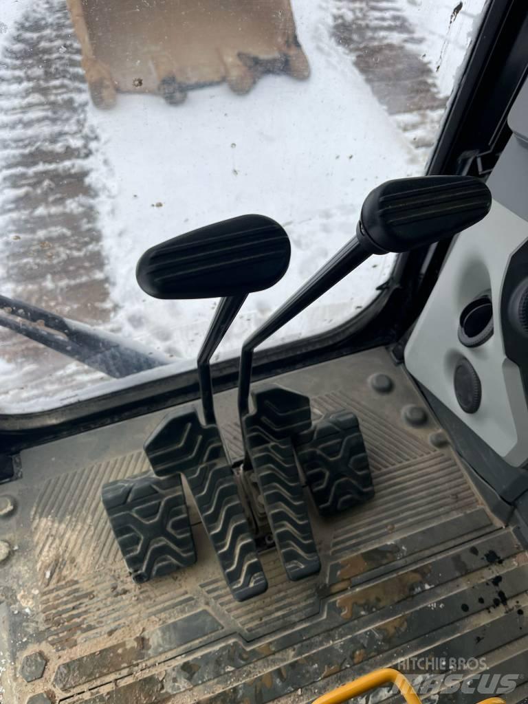 CAT 374-07B Верижен екскаватор