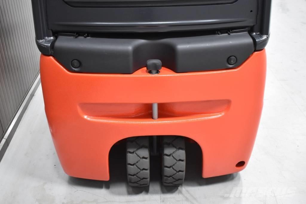 Linde E 16-02 Електрически вилични кари-повдигачи