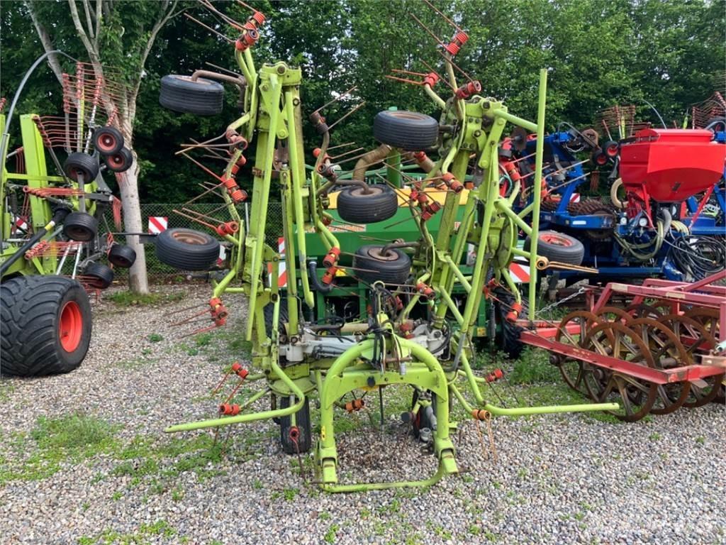 CLAAS VOLTO 870 Гребла и сенообръщачки