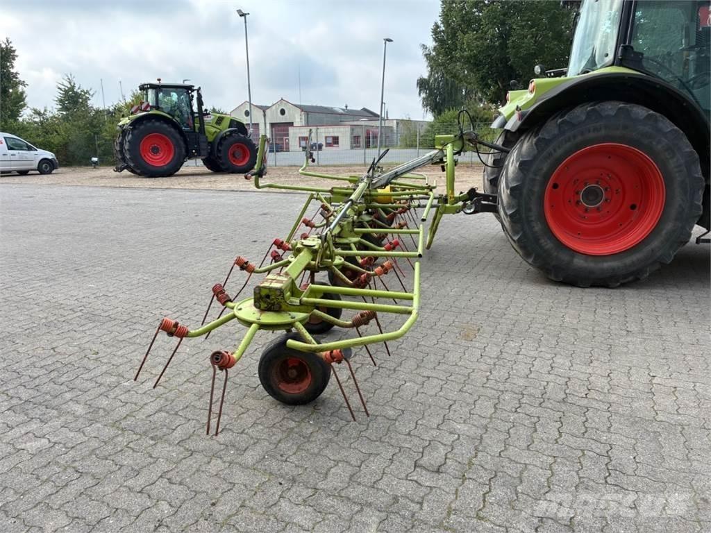 CLAAS VOLTO 870 Гребла и сенообръщачки