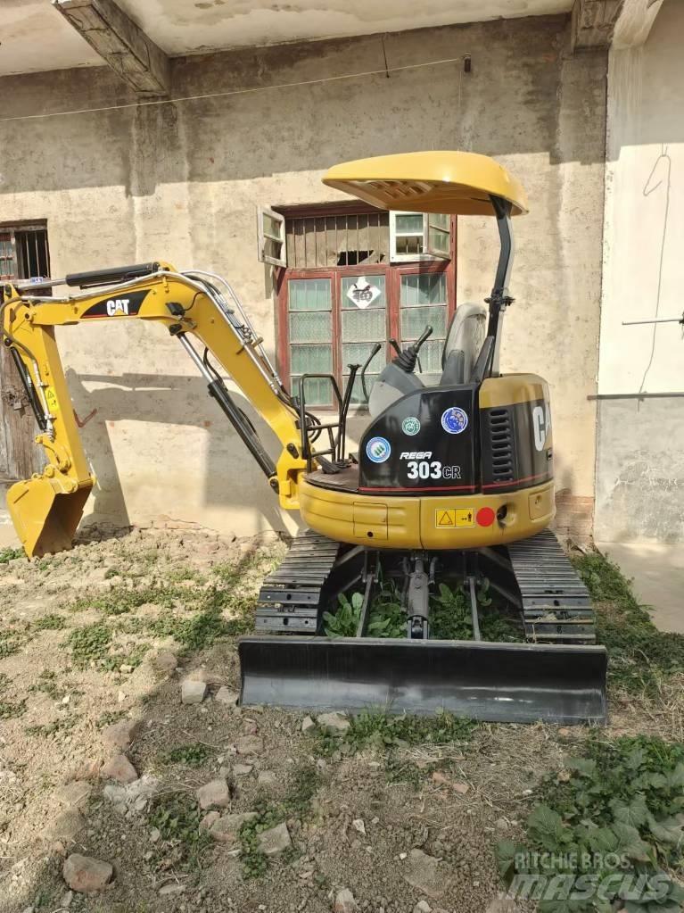 CAT 303 CR Мини екскаватори < 7 т